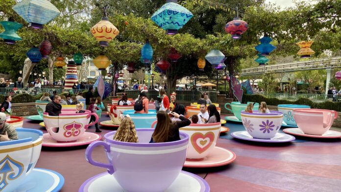tea cups ride at Disneyland